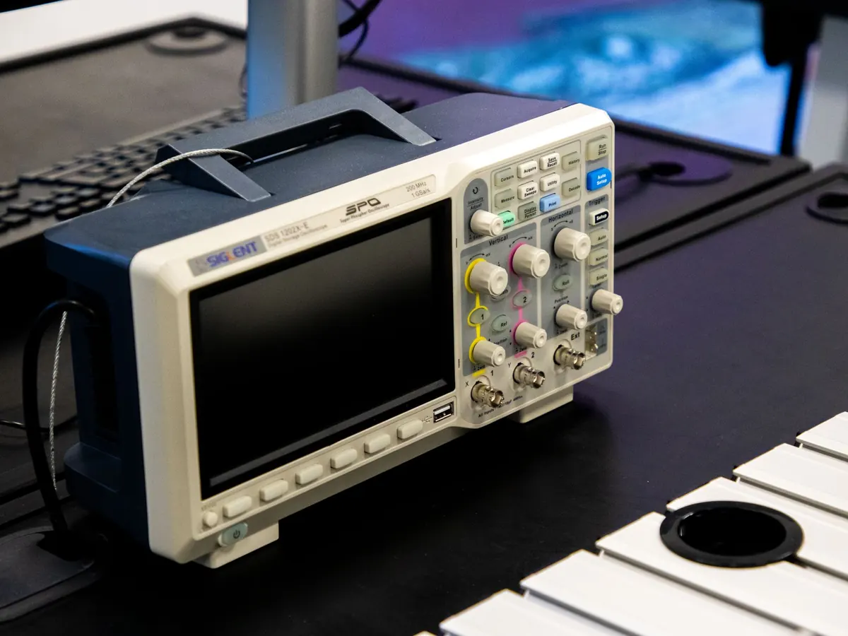 Embedded Debugging Checklist: Logic Analyzer, SWD, and UART Before You Rewrite Code